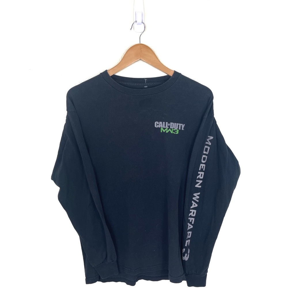 New School MW3 Tee With Sleeve Print